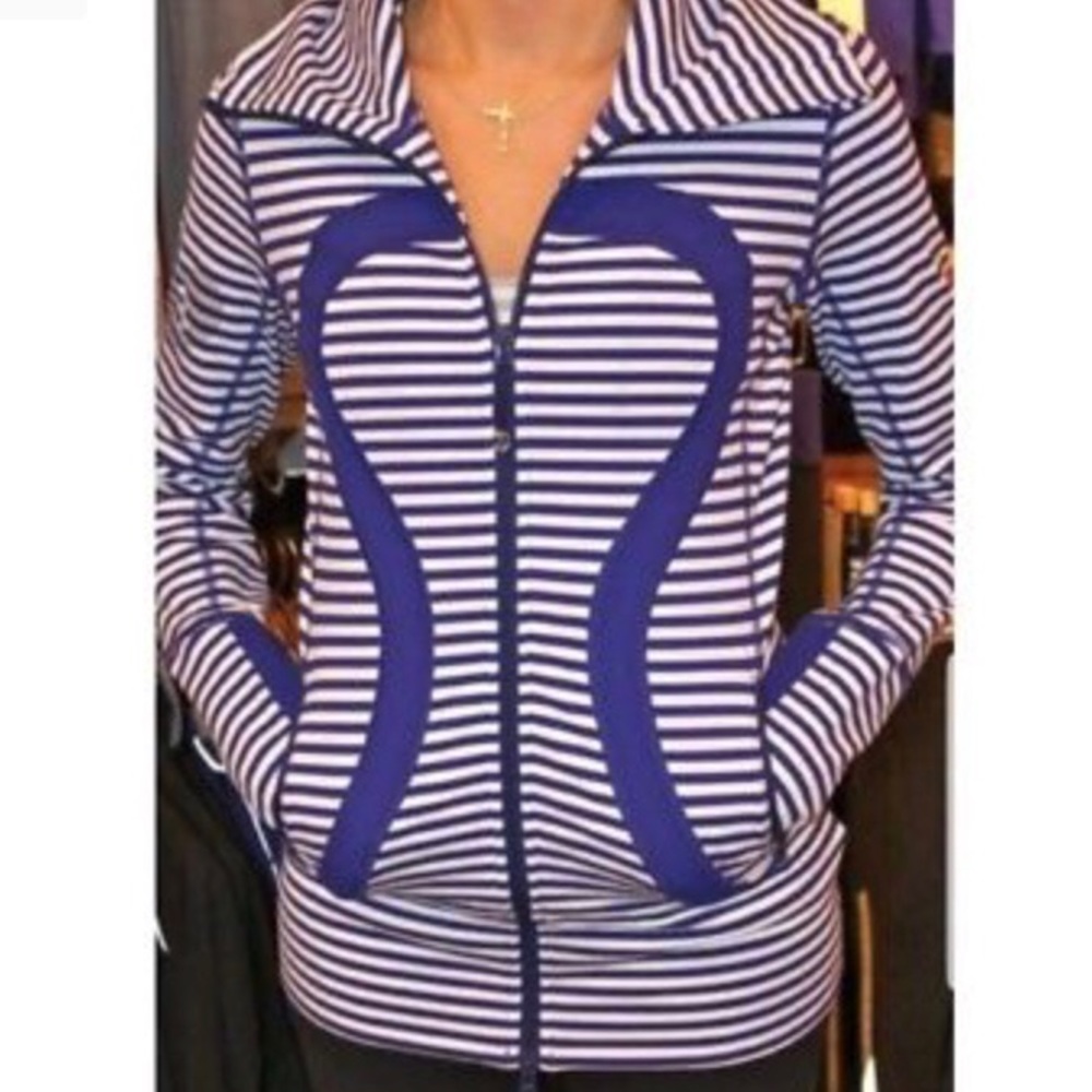 Lululemon In stride jacket sz 8 pigment/white